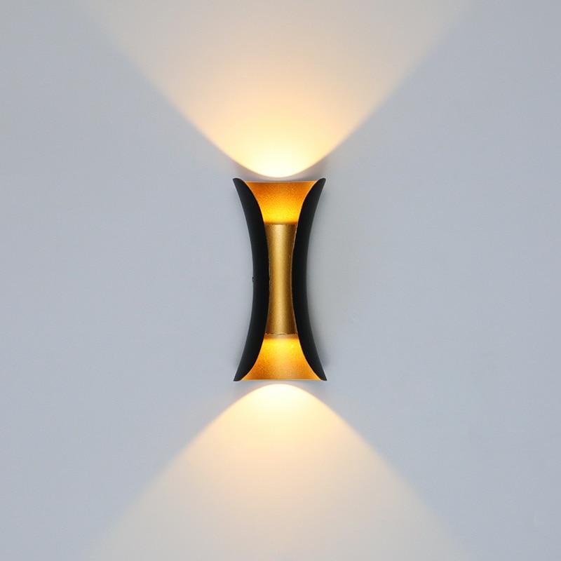 Wall Light Curved Outdoor LED Lamp Mounted Design for Garden and Corridor