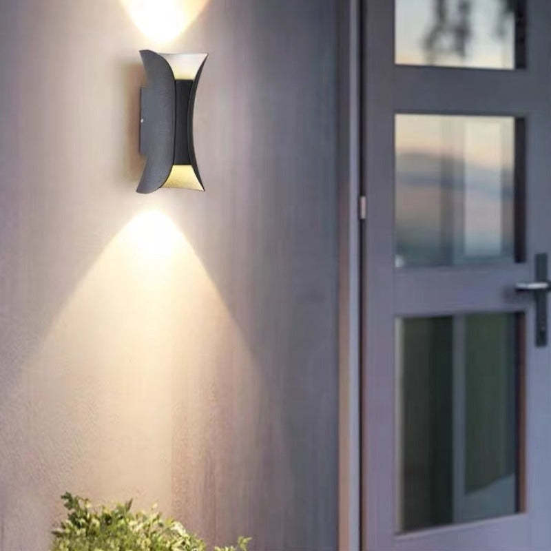 Wall Light Curved Outdoor LED Lamp Mounted Design for Garden and Corridor