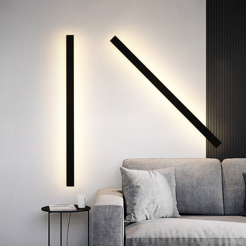 Wall Light Outdoor LED Lamp with Slim Linear Bar Design for Garden and Patio