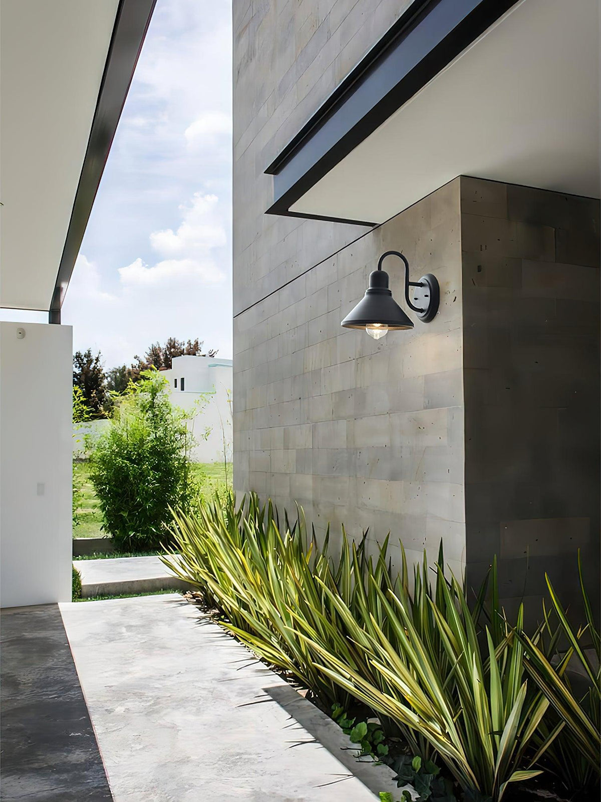 Wall Light Outdoor Sconce with Metal Barn Shade Vintage Waterproof IP65 for Patio