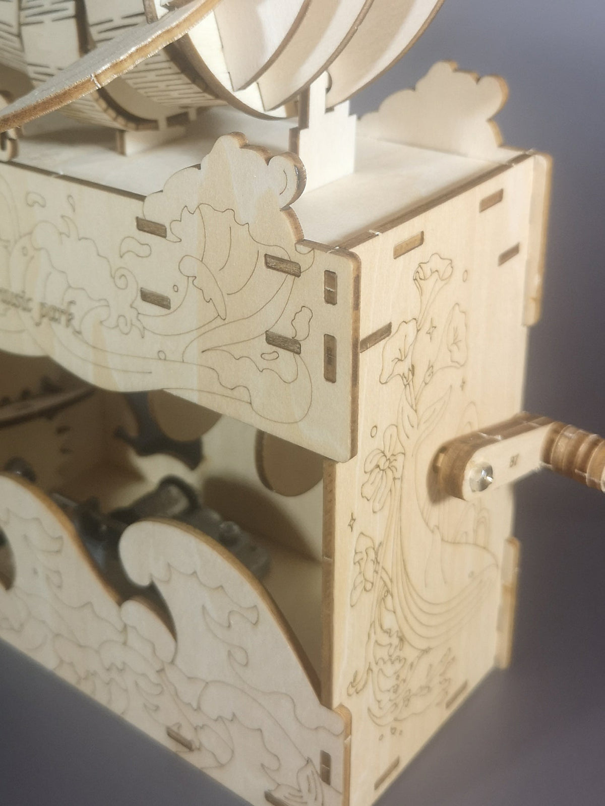 Wooden Puzzles 3D Whale Music Box Model Kit Handmade DIY Assembly for Christmas Gifts