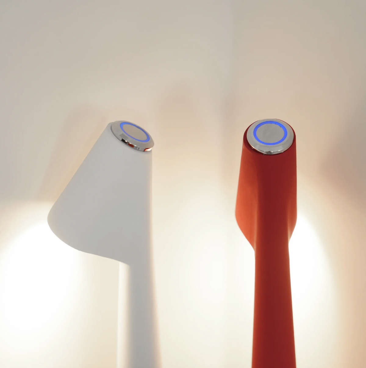 Table Lamp Cordless LED Reading Light in Nordic Minimalist Design for Bedside