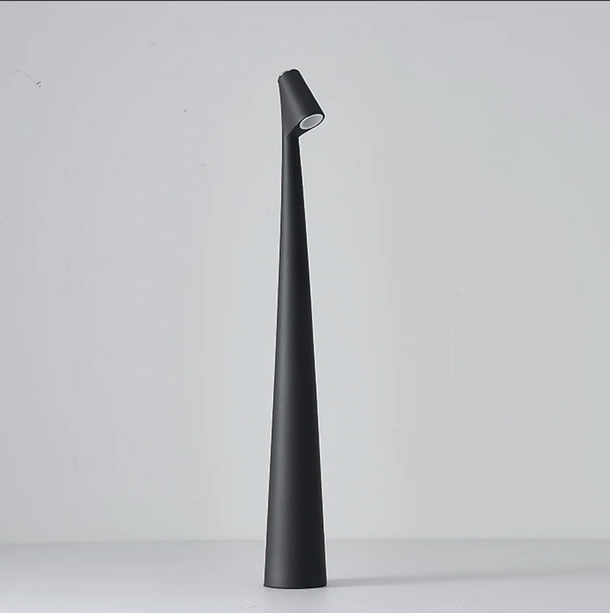 Table Lamp Cordless LED Reading Light in Nordic Minimalist Design for Bedside