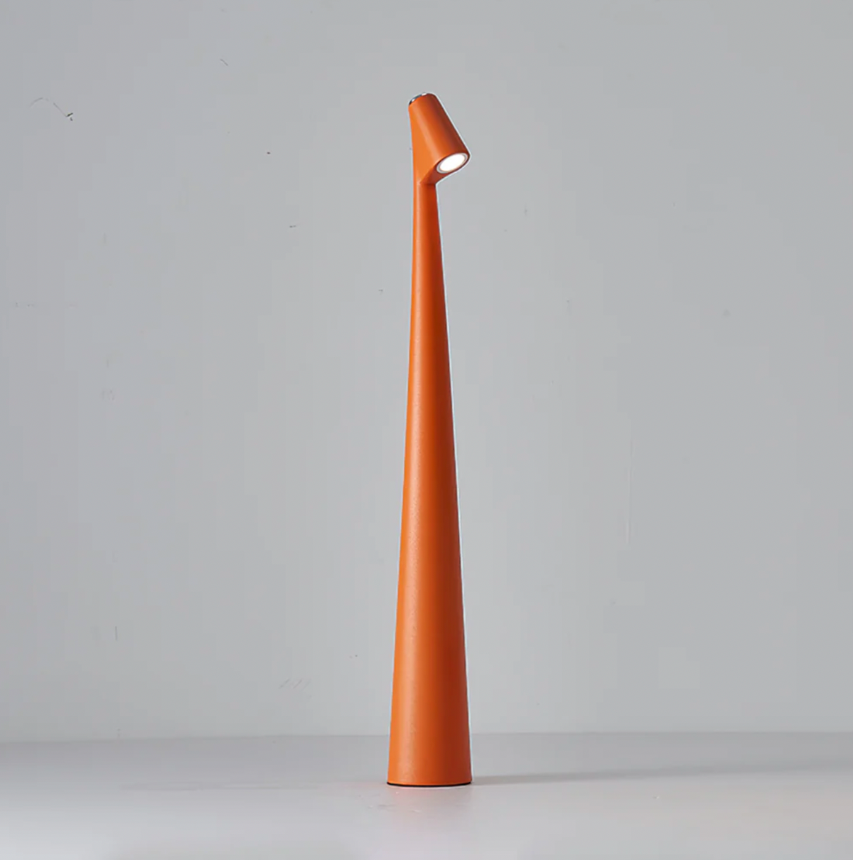 Table Lamp Cordless LED Reading Light in Nordic Minimalist Design for Bedside