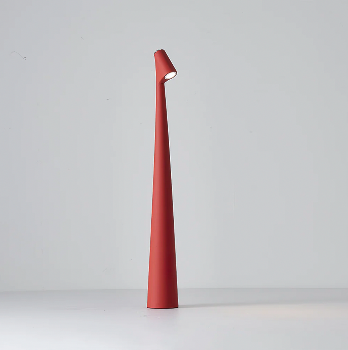 Table Lamp Cordless LED Reading Light in Nordic Minimalist Design for Bedside