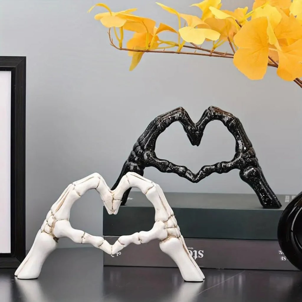 Halloween Skeleton Decorations Gothic Heart Sculpture with Detailed Hands for Shelves