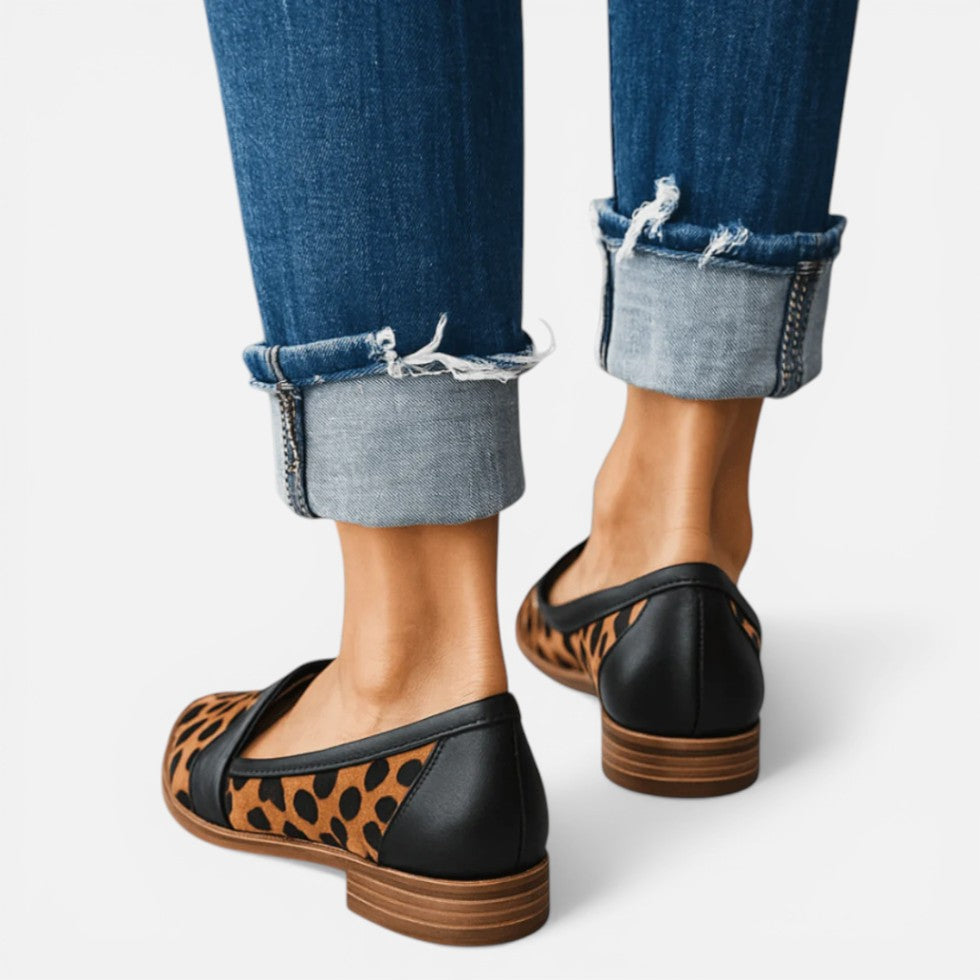 Orthopedic Loafers Pointed Toe for Women in Soft Suede Style with Structured Shape