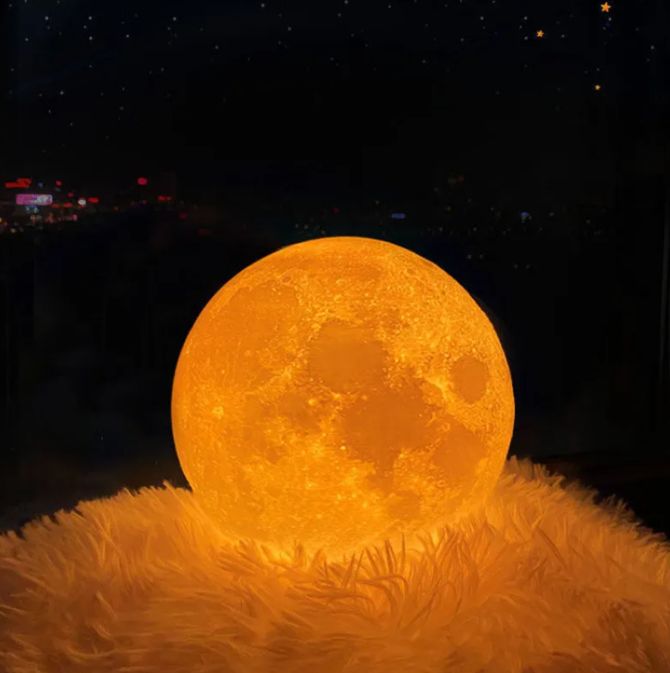 Bedside Lamp Moon Shape Cordless Rechargeable LED with 16 Colours and Remote