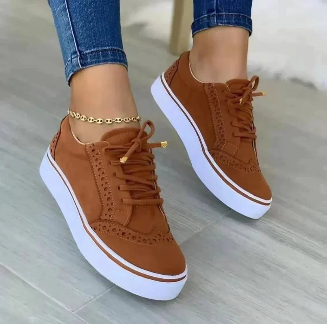 Orthopedic Sneakers Lace Up for Women with Cushioned Sole for All Day Wear